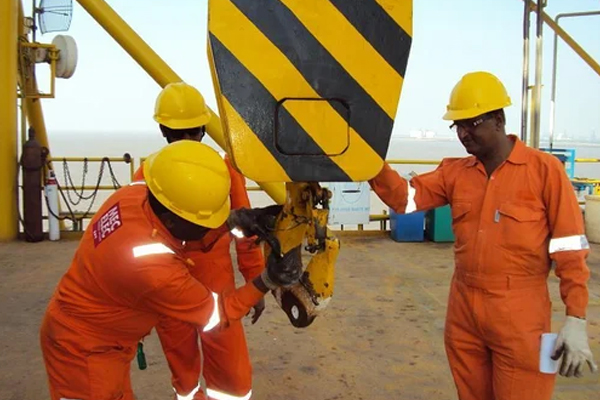 Competent-person-Services-(Load-test-of-Lifting-tools-&-Tackles,)